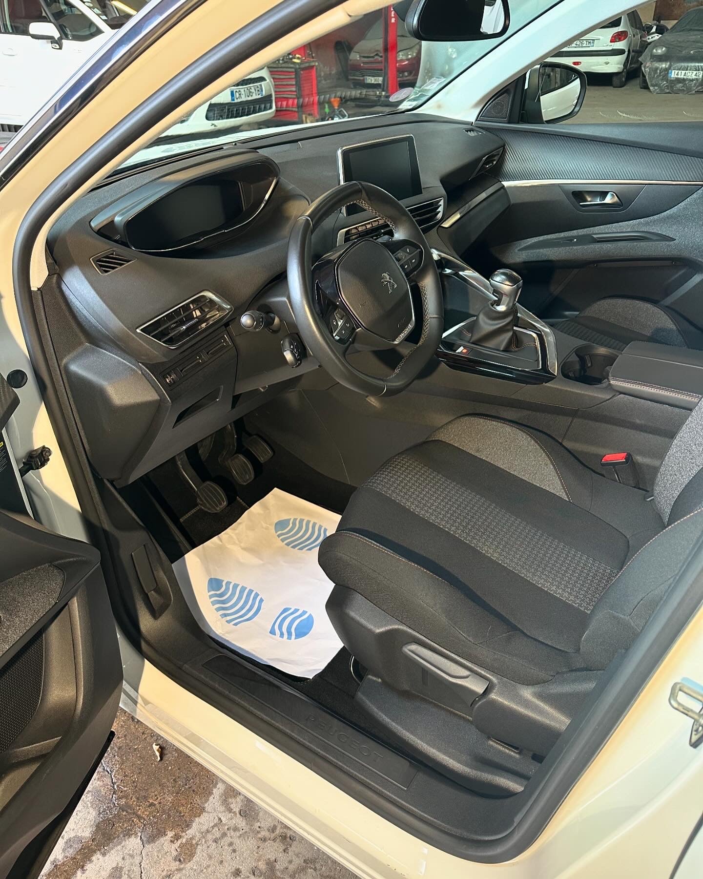 Nettoyage intérieur voiture