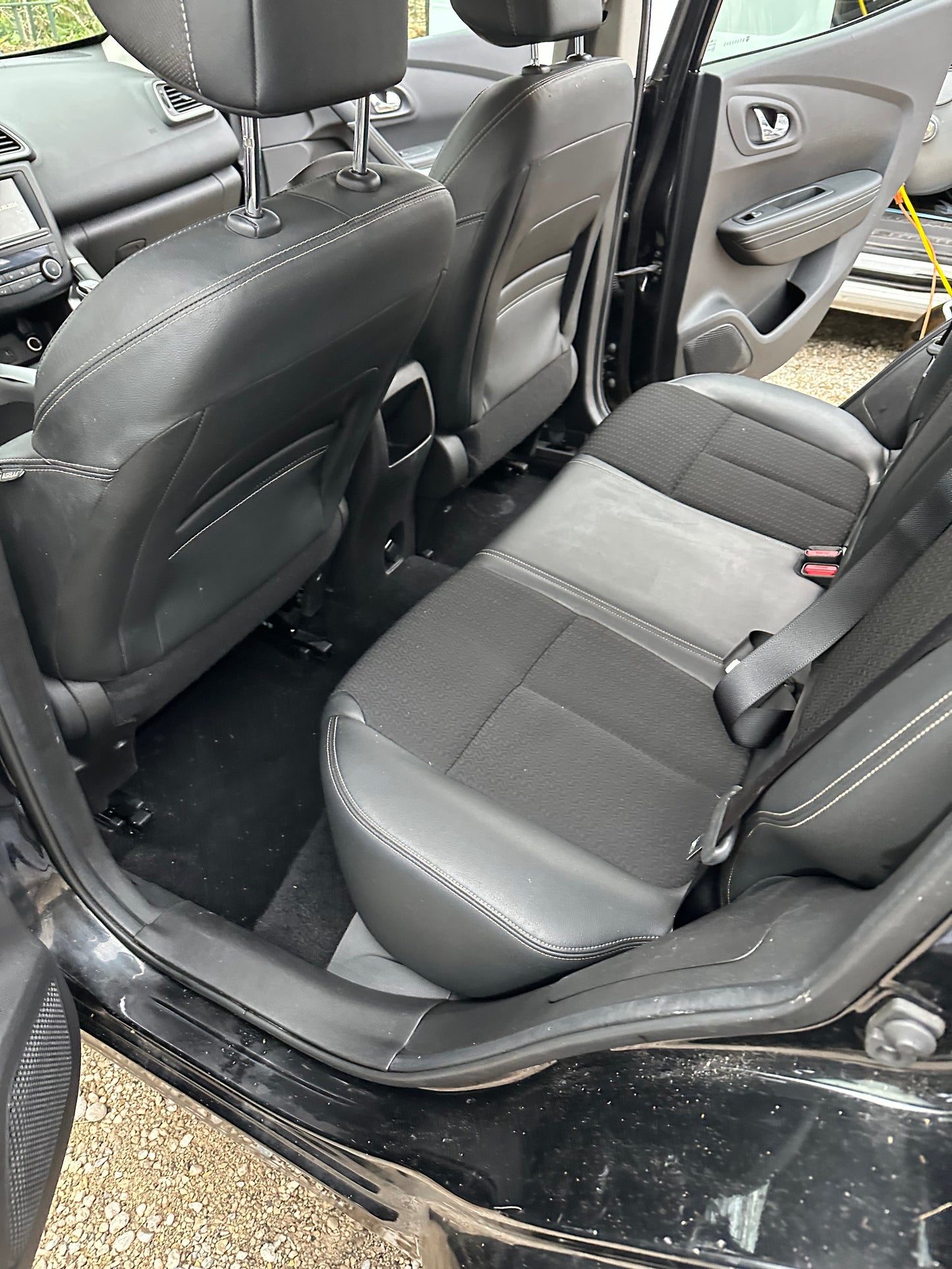 Nettoyage intérieur voiture