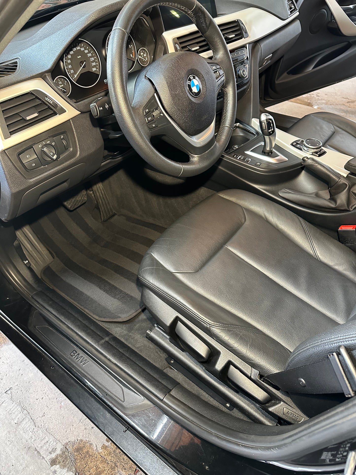 Nettoyage intérieur voiture