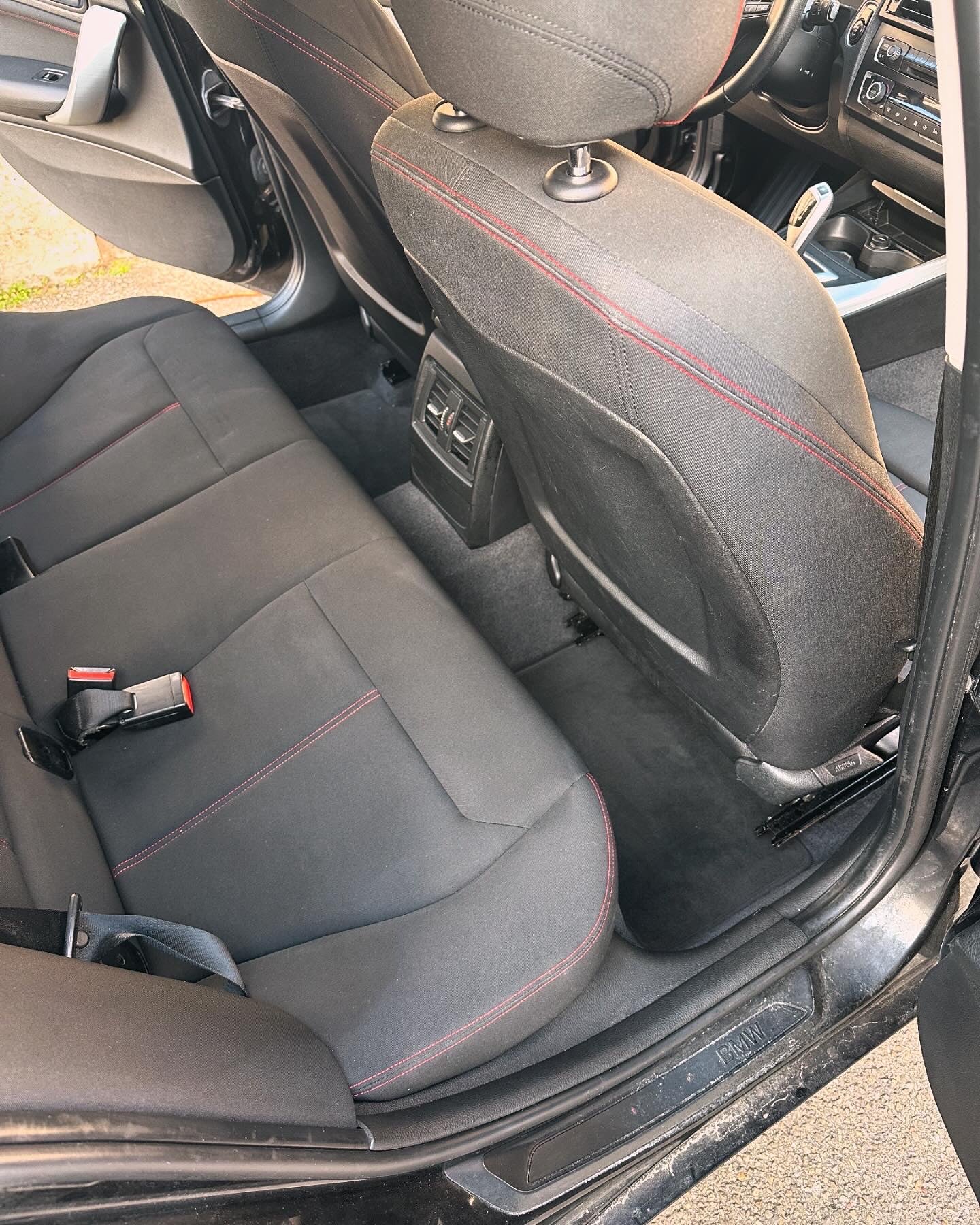 Nettoyage intérieur voiture