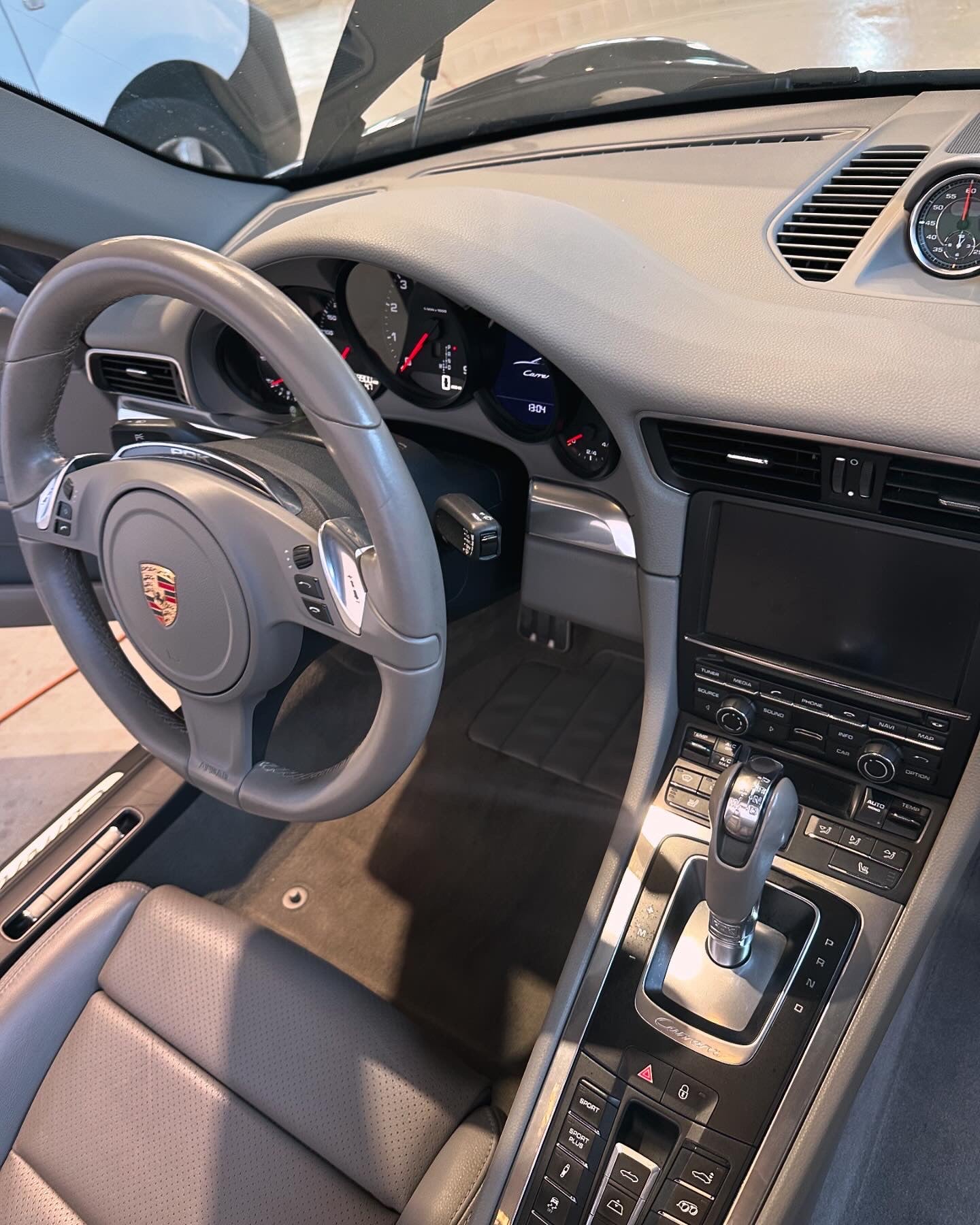 Nettoyage intérieur voiture