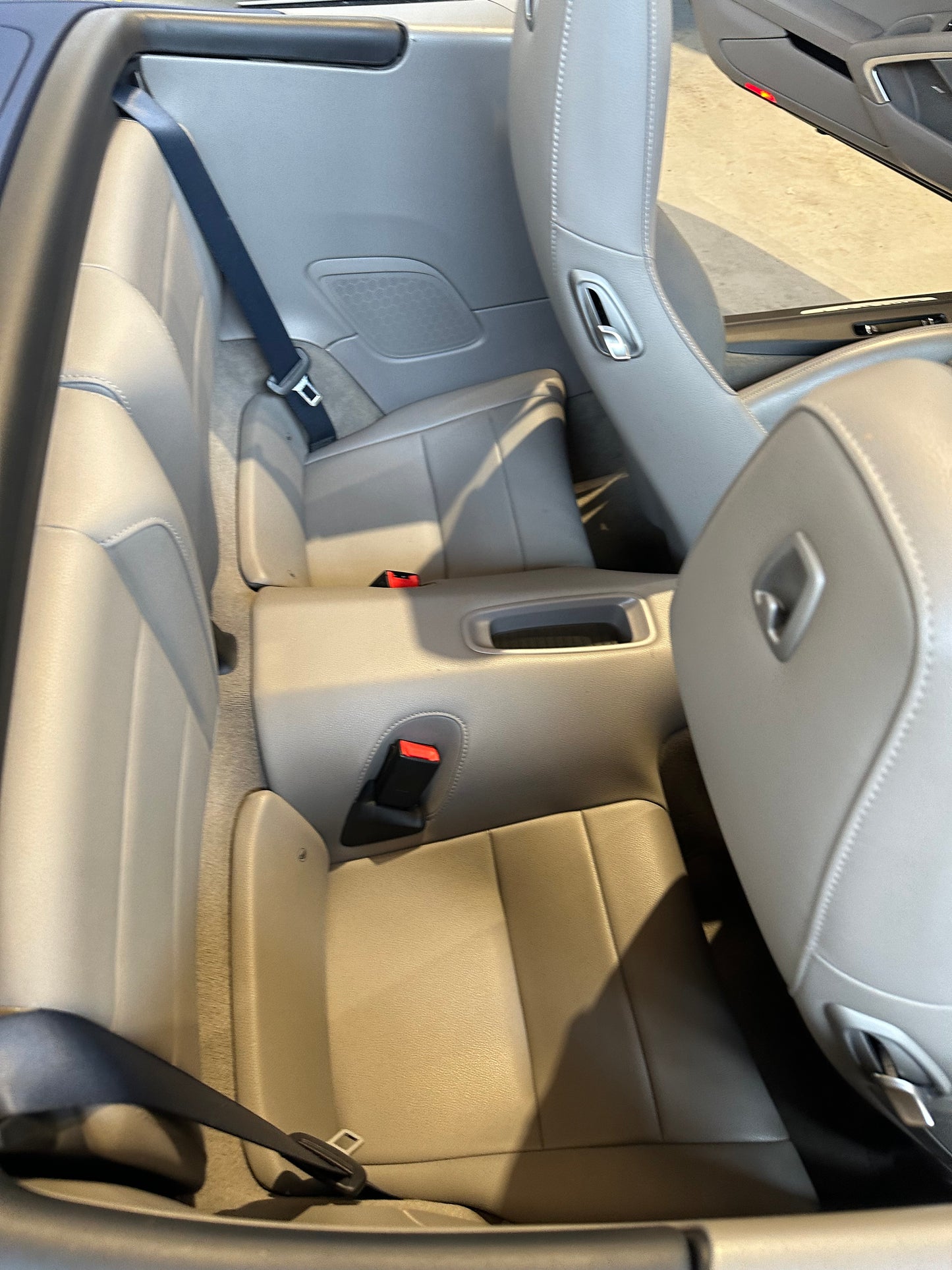 Nettoyage intérieur voiture