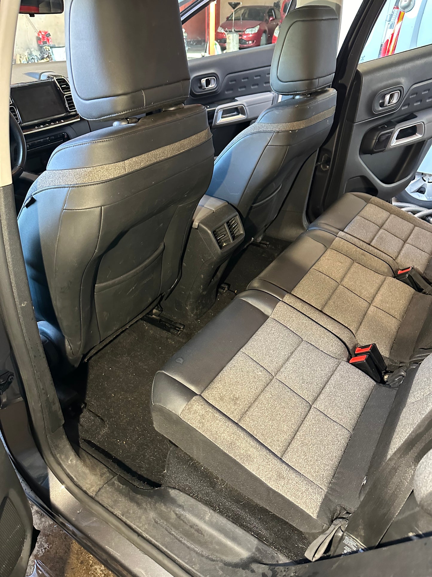 Nettoyage intérieur voiture