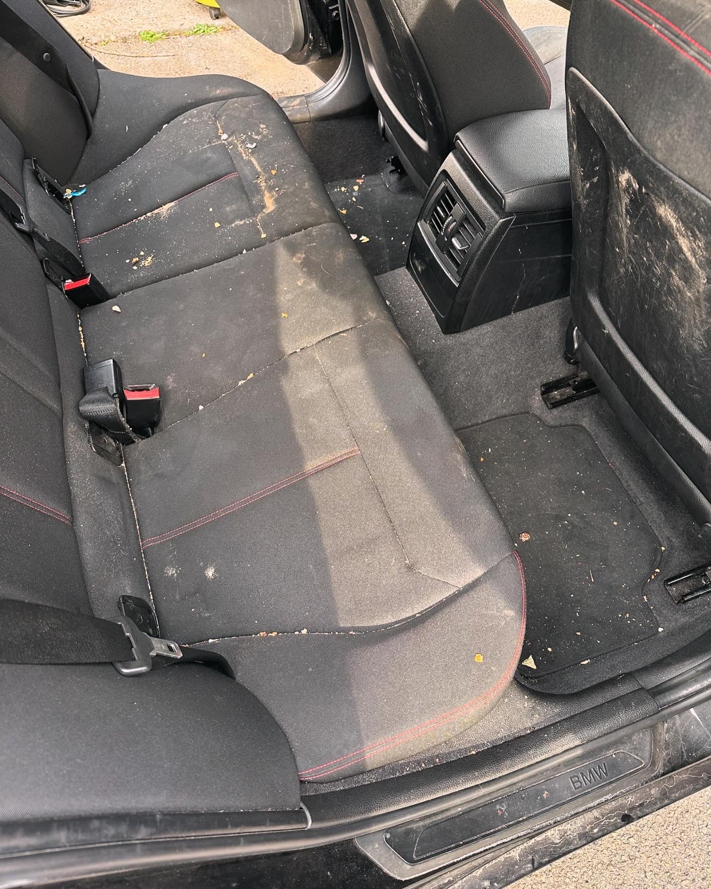 Nettoyage intérieur voiture