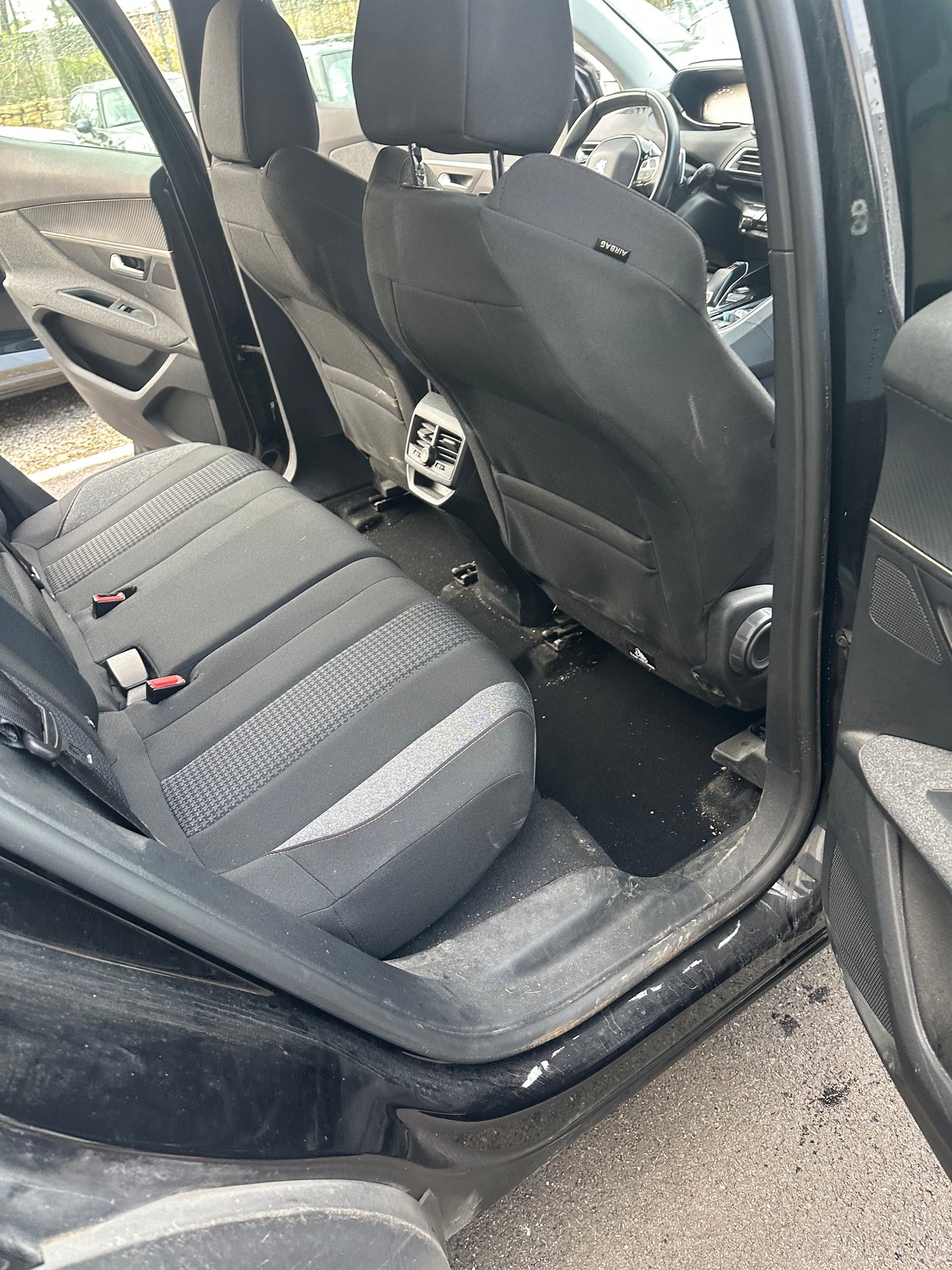 Nettoyage intérieur voiture