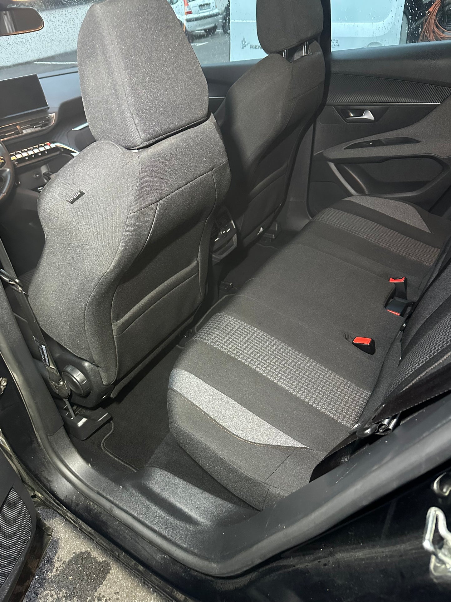 Nettoyage intérieur voiture