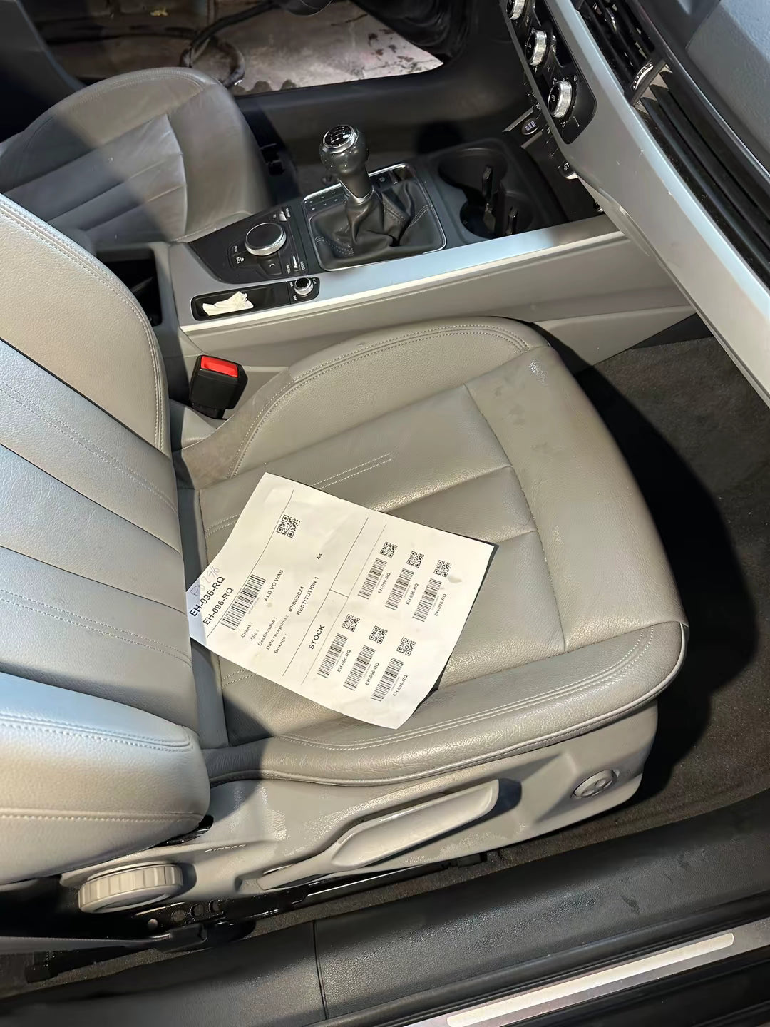 Nettoyage intérieur voiture