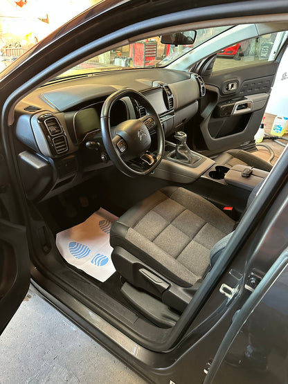 Nettoyage intérieur voiture