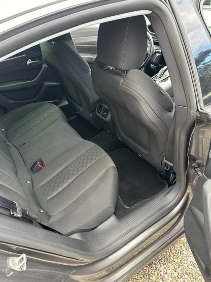 Nettoyage intérieur voiture