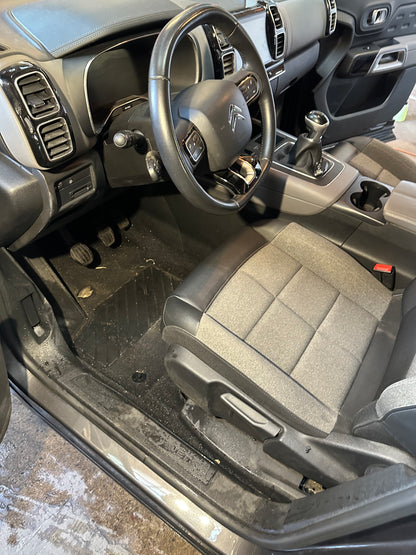 Nettoyage intérieur voiture