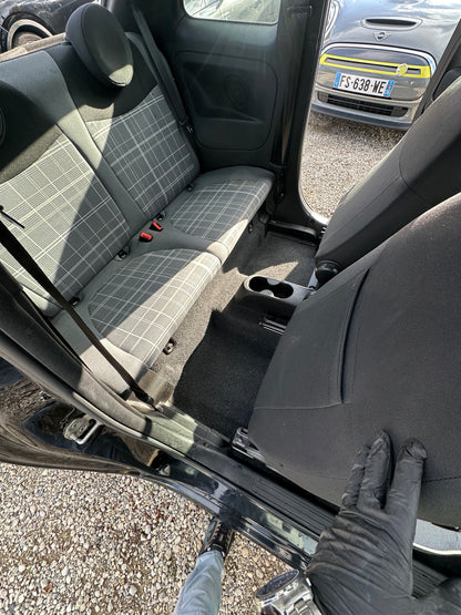 Nettoyage intérieur voiture