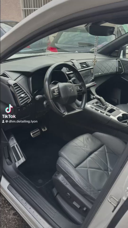 Nettoyage intérieur voiture